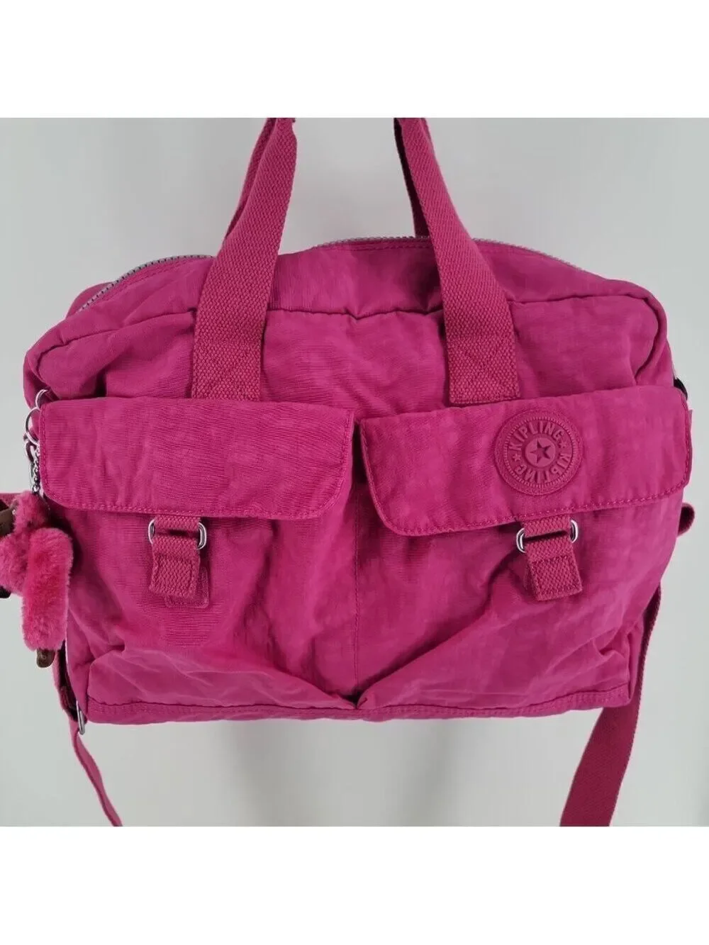 💗 Kipling Pink Messenger Bag w/ Monkey Charm – Cute, Lightweight & Ready to Go!